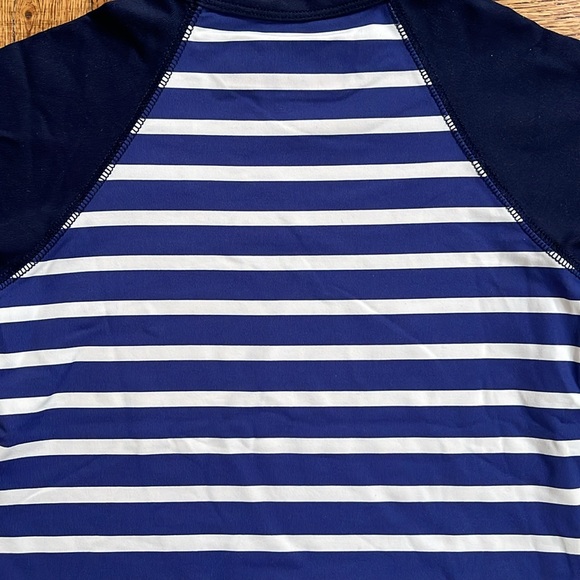 CREWCUTS RASH-GUARD - Picture 6 of 8